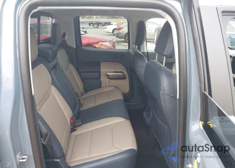 2025 Ford Maverick Lariat z USA, uszkodzony, nr VIN 3FTTW8SA0SRB64772